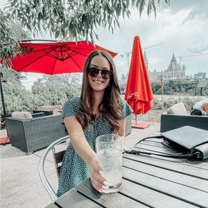 Meet your Posher, Alyssa